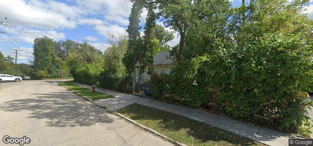 Larawan ng 170 Egerton Road sa Winnipeg, Manitoba