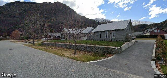 Larawan ng 18 Essex Avenue sa Winnipeg, Manitoba