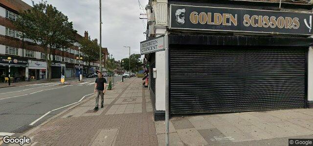 Larawan ng 18 Vivian Avenue sa Winnipeg, Manitoba