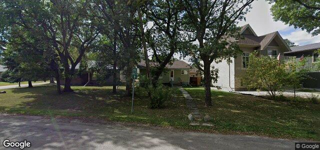 Larawan ng 220 Egerton Road sa Winnipeg, Manitoba