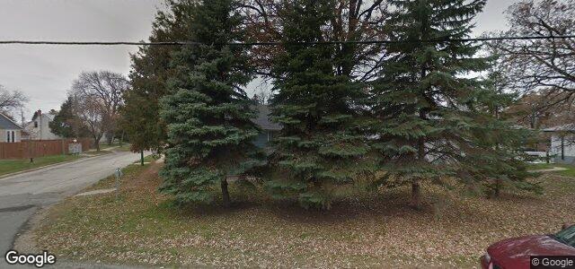 Larawan ng 260 Egerton Road sa Winnipeg, Manitoba