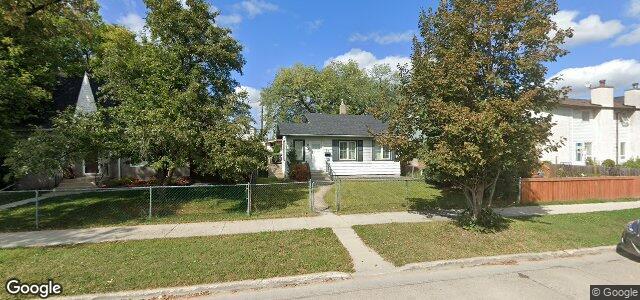 Larawan ng 27 Harrowby Avenue sa Winnipeg, Manitoba