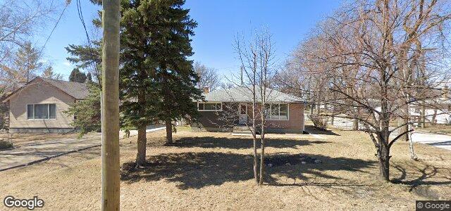 Photo of 290 Egerton Road in Winnipeg, Manitoba