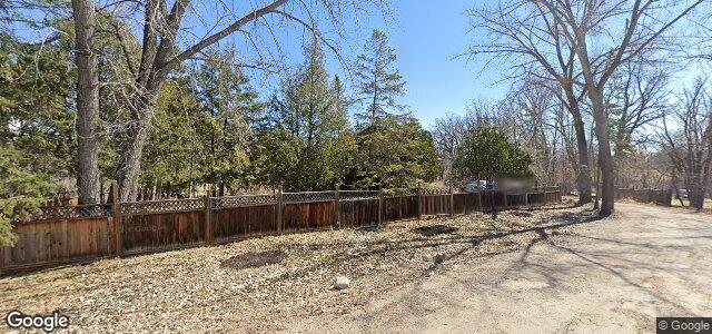 Larawan ng 303 Egerton Road sa Winnipeg, Manitoba