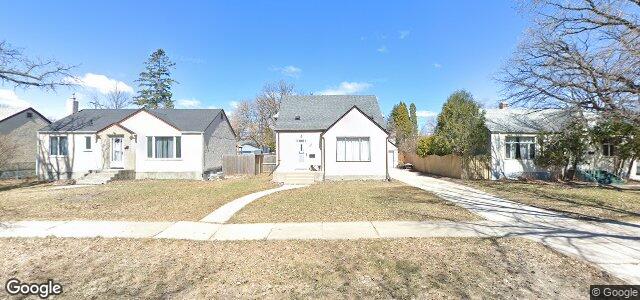 Larawan ng 311 Regal Avenue sa Winnipeg, Manitoba