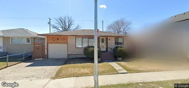 Larawan ng 32 Bank Avenue sa Winnipeg, Manitoba