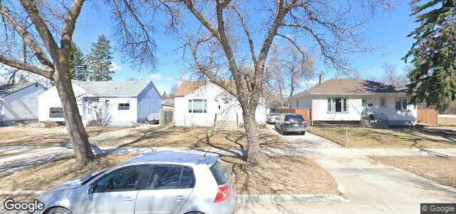 Larawan ng 329 Regal Avenue sa Winnipeg, Manitoba