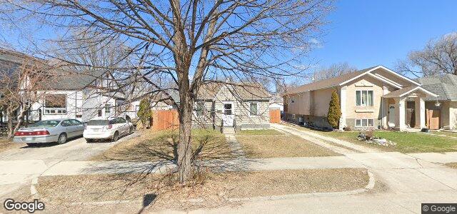 Larawan ng 33 Bank Avenue sa Winnipeg, Manitoba