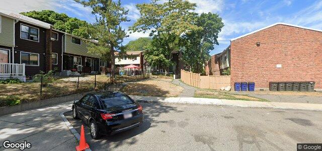 Larawan ng 38 Humboldt Avenue sa Winnipeg, Manitoba