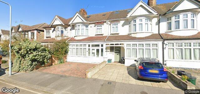 Larawan ng 40 Blenheim Avenue sa Winnipeg, Manitoba