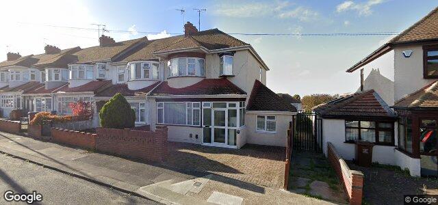 Larawan ng 42 Blenheim Avenue sa Winnipeg, Manitoba