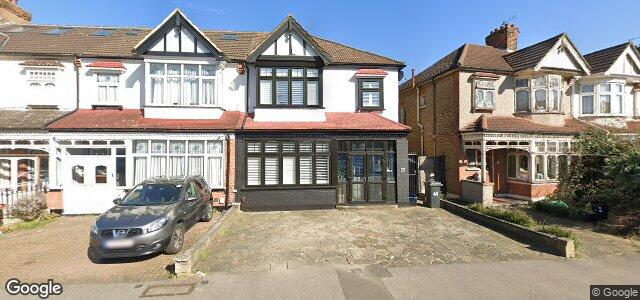 Larawan ng 44 Blenheim Avenue sa Winnipeg, Manitoba