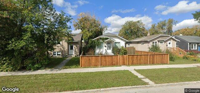 Larawan ng 45 Harrowby Avenue sa Winnipeg, Manitoba