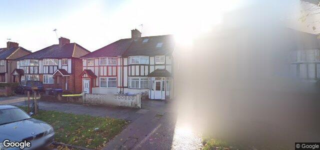 Larawan ng 49 Vivian Avenue sa Winnipeg, Manitoba