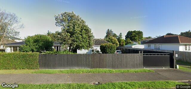 Larawan ng 51 Avondale Road sa Winnipeg, Manitoba