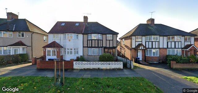 Larawan ng 57 Vivian Avenue sa Winnipeg, Manitoba