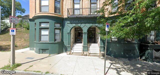 Larawan ng 59 Humboldt Avenue sa Winnipeg, Manitoba