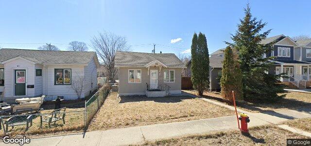 Larawan ng 64 Pilgrim Avenue sa Winnipeg, Manitoba