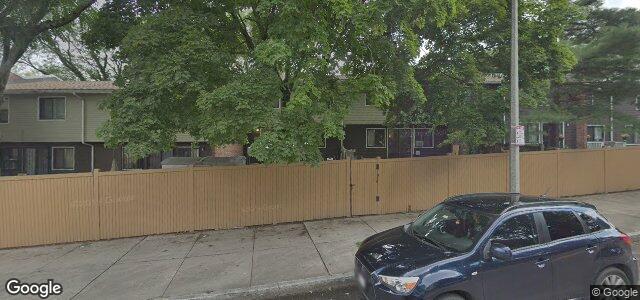 Larawan ng 68 Humboldt Avenue sa Winnipeg, Manitoba