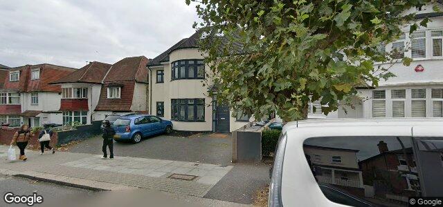 Larawan ng 71 Vivian Avenue sa Winnipeg, Manitoba