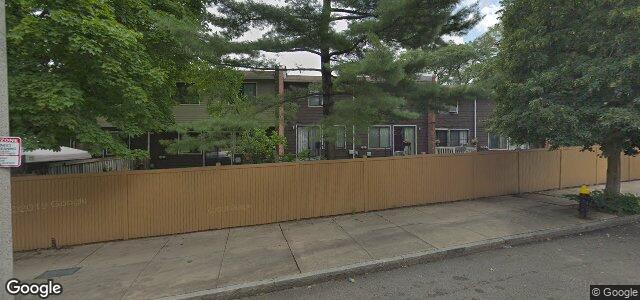 Larawan ng 72 Humboldt Avenue sa Winnipeg, Manitoba