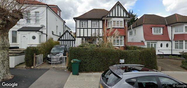 Larawan ng 74 Vivian Avenue sa Winnipeg, Manitoba