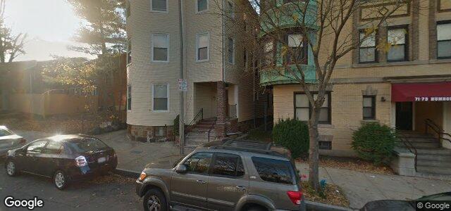 Larawan ng 75 Humboldt Avenue sa Winnipeg, Manitoba