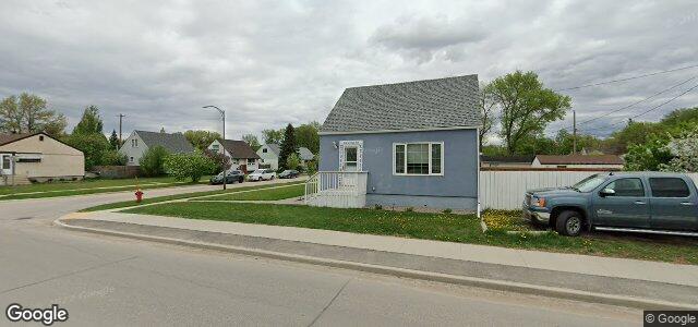 Larawan ng 76 Dunraven Avenue sa Winnipeg, Manitoba