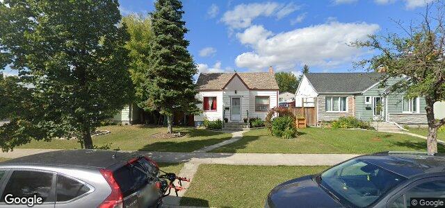 Larawan ng 77 Ellesmere Avenue sa Winnipeg, Manitoba