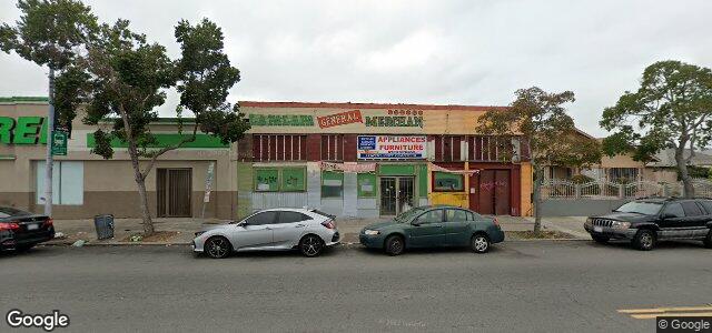 Larawan ng 77 Imperial Avenue sa Winnipeg, Manitoba