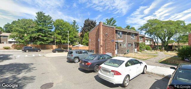 Larawan ng 78 Humboldt Avenue sa Winnipeg, Manitoba