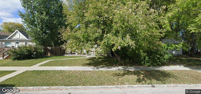 Larawan ng 81 Harrowby Avenue sa Winnipeg, Manitoba