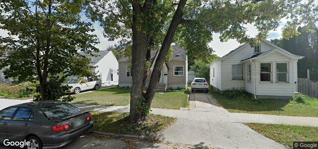 Larawan ng 82 Stranmillis Avenue sa Winnipeg, Manitoba