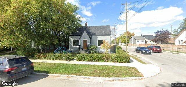 Photo of 87 Harrowby Avenue in Winnipeg, Manitoba