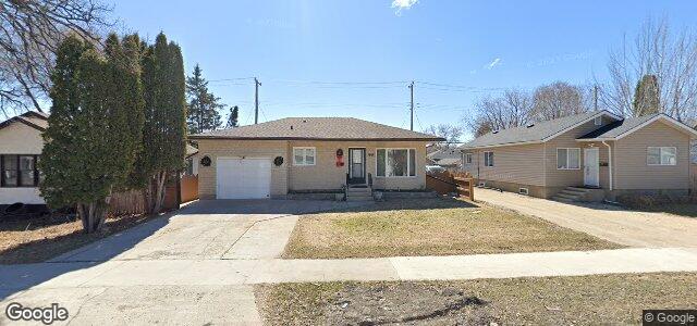 Larawan ng 90 Bank Avenue sa Winnipeg, Manitoba