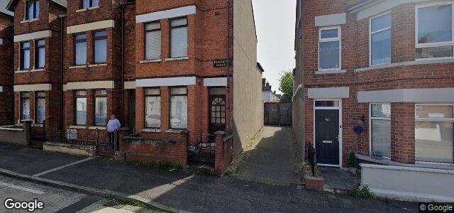 Larawan ng 94 Dunraven Avenue sa Winnipeg, Manitoba