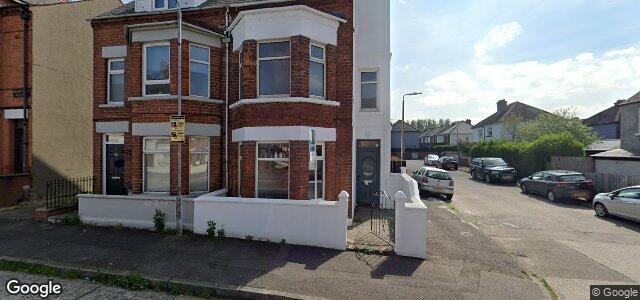 Larawan ng 98 Dunraven Avenue sa Winnipeg, Manitoba