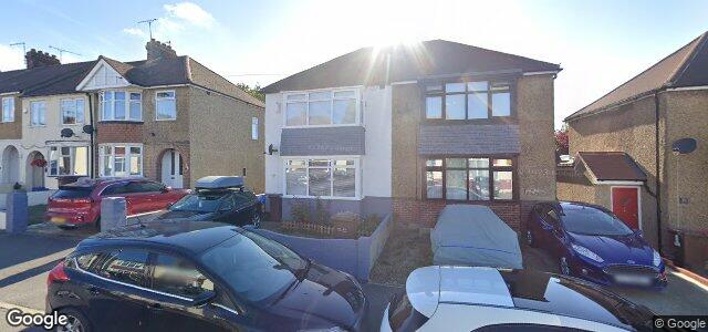 Larawan ng 99 Haig Avenue sa Winnipeg, Manitoba