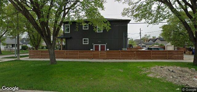 Larawan ng 1-540 Harrow Street sa Winnipeg, Manitoba