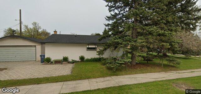 Larawan ng 554 Wilton Bay sa Winnipeg, Manitoba