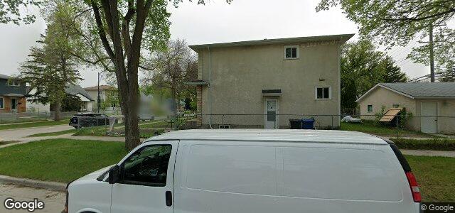 825 Ebby Avenue（加拿大曼尼托巴省溫尼伯市）房屋照片