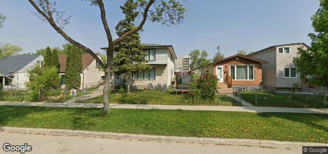Photo of 939 Carter Avenue in Winnipeg, Manitoba