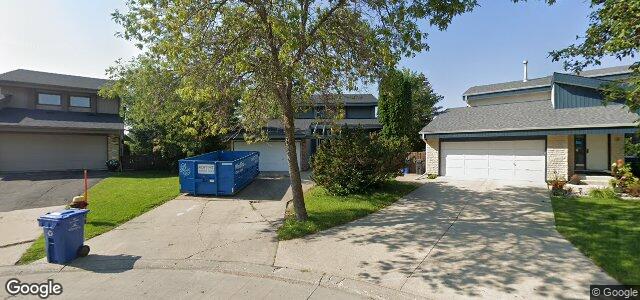 Photo of 10 Evelyn Shannon Place in Winnipeg, Manitoba