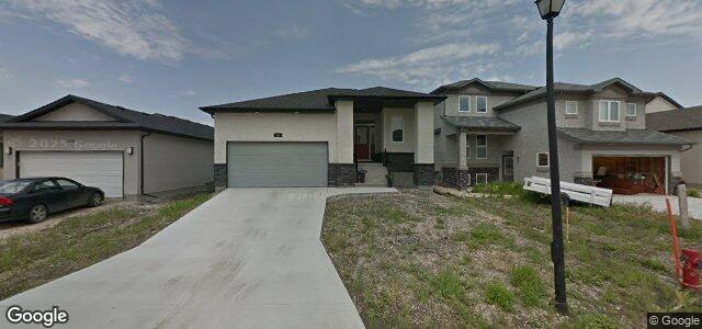 Larawan ng 114 Bridgewood Drive sa Winnipeg, Manitoba