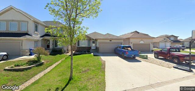 Photo of 118 Rutledge Crescent in Winnipeg, Manitoba