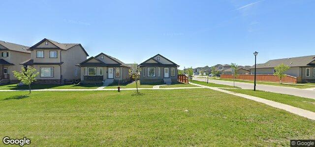 Larawan ng 1454 Concordia Avenue E sa Winnipeg, Manitoba