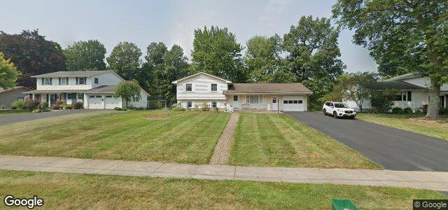 Larawan ng 147 Bridgewood Drive sa Winnipeg, Manitoba