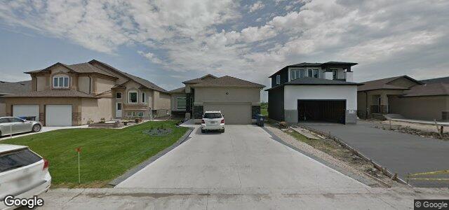 Larawan ng 15 Bridgewood Drive sa Winnipeg, Manitoba