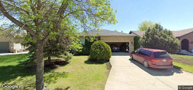 Larawan ng 150 Rutledge Crescent sa Winnipeg, Manitoba