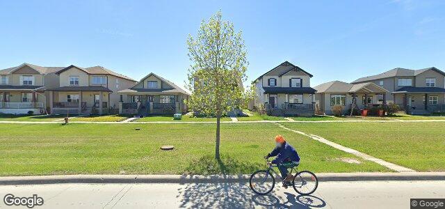 Larawan ng 1518 Concordia Avenue E sa Winnipeg, Manitoba